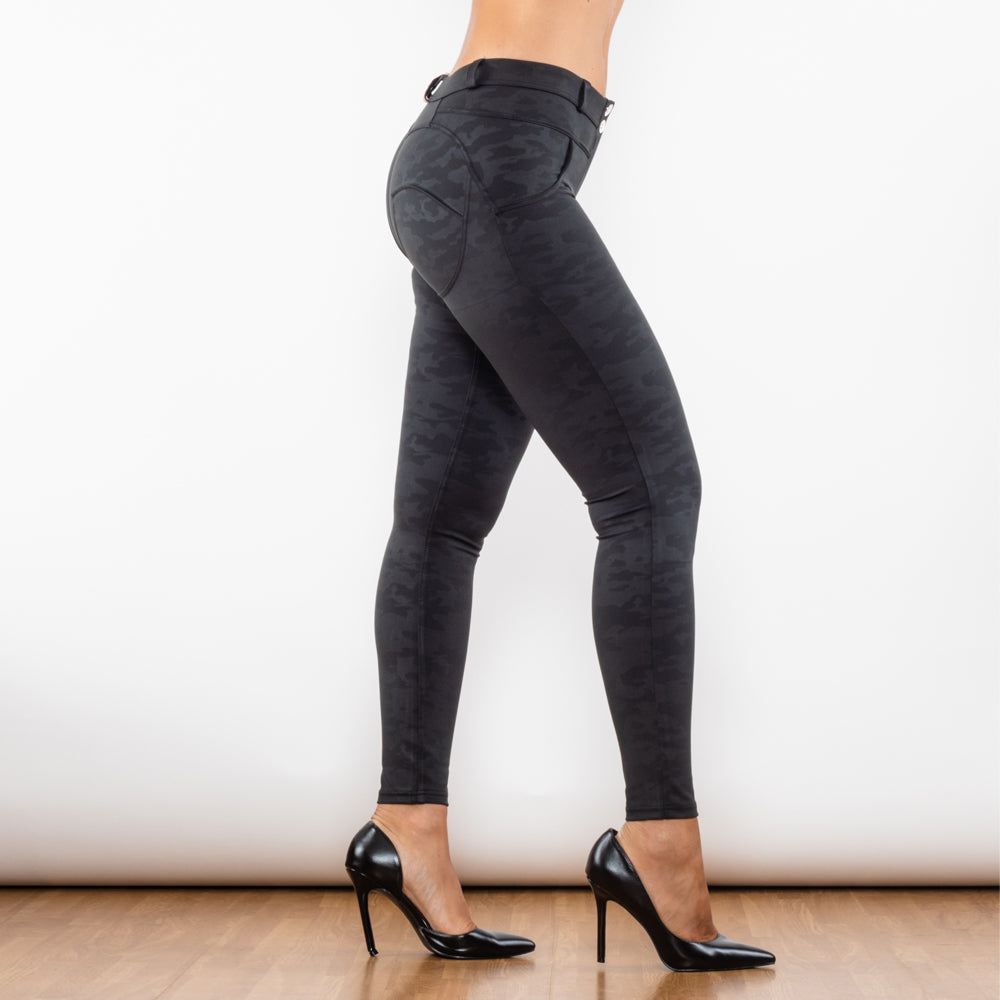 Shascullfites Melody Black Camo Middle Waist Lift Pants