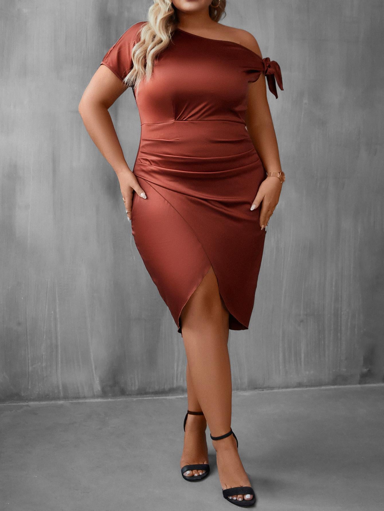 Plus Size Women Clothing Casual Solid Color Diagonal Collar Short Sleeve Sheath Dress