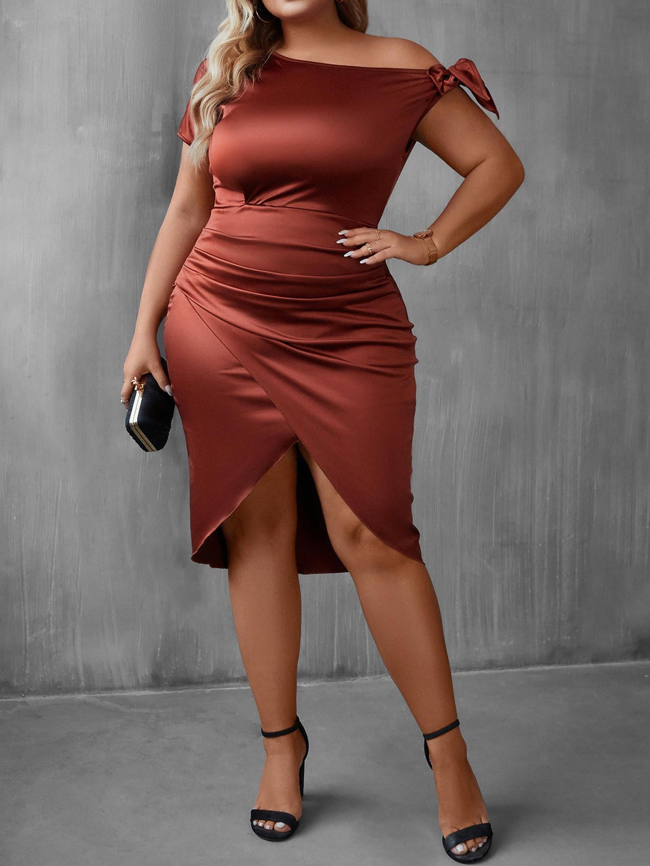 Plus Size Women Clothing Casual Solid Color Diagonal Collar Short Sleeve Sheath Dress
