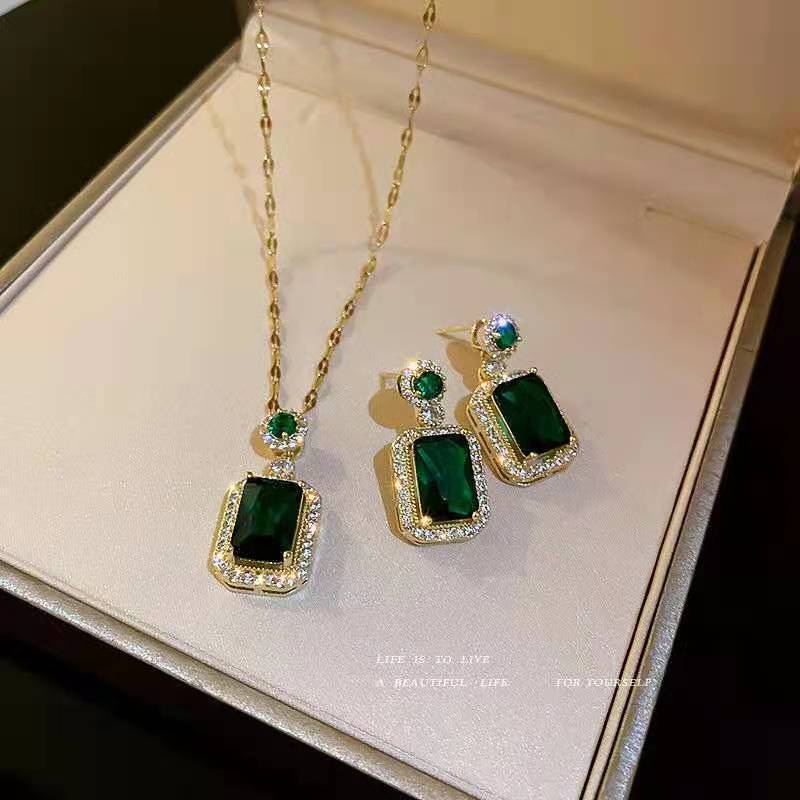 Necklace Earrings Ring 3 Piece Set Classic